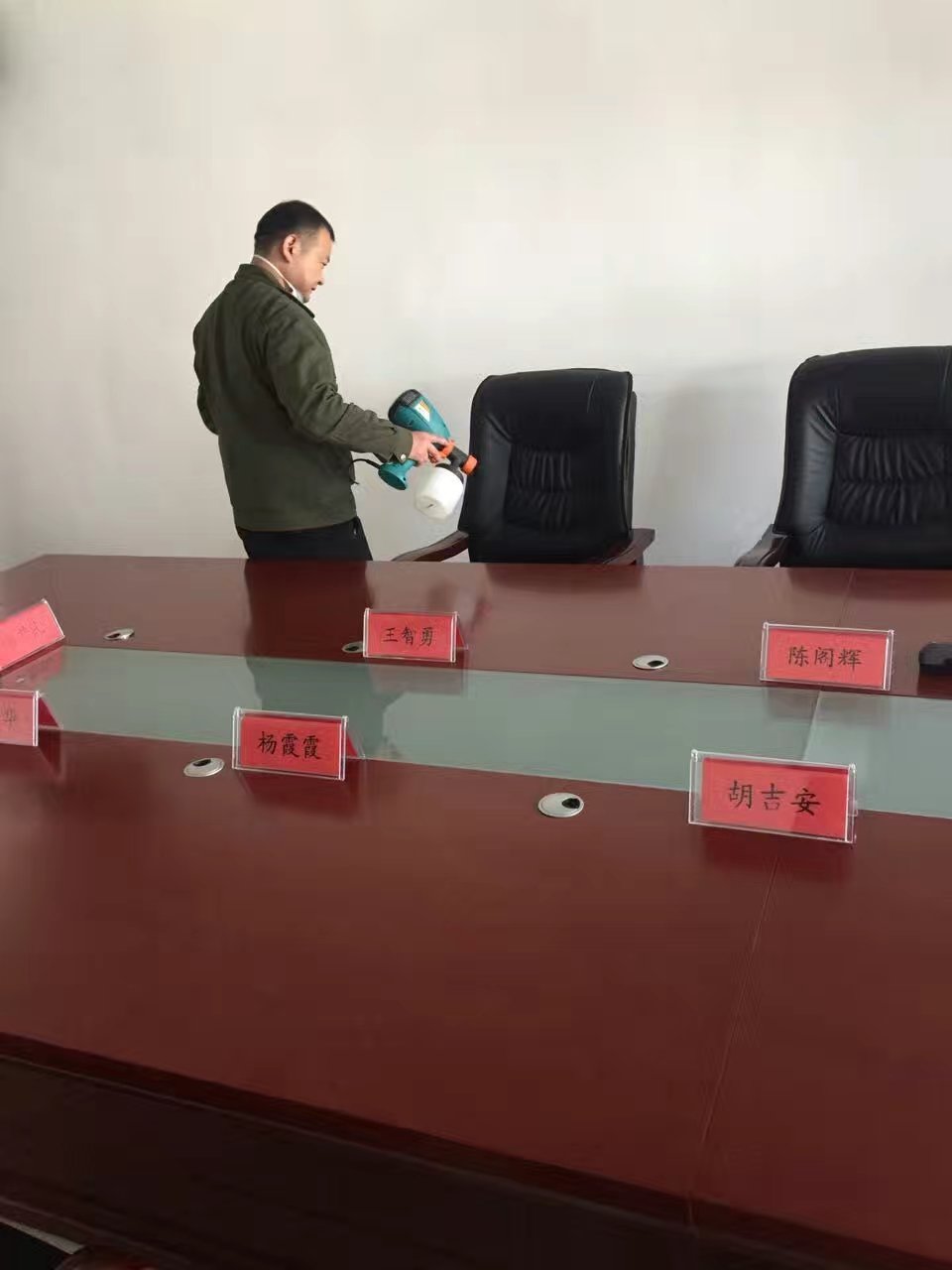 椅子重点施工