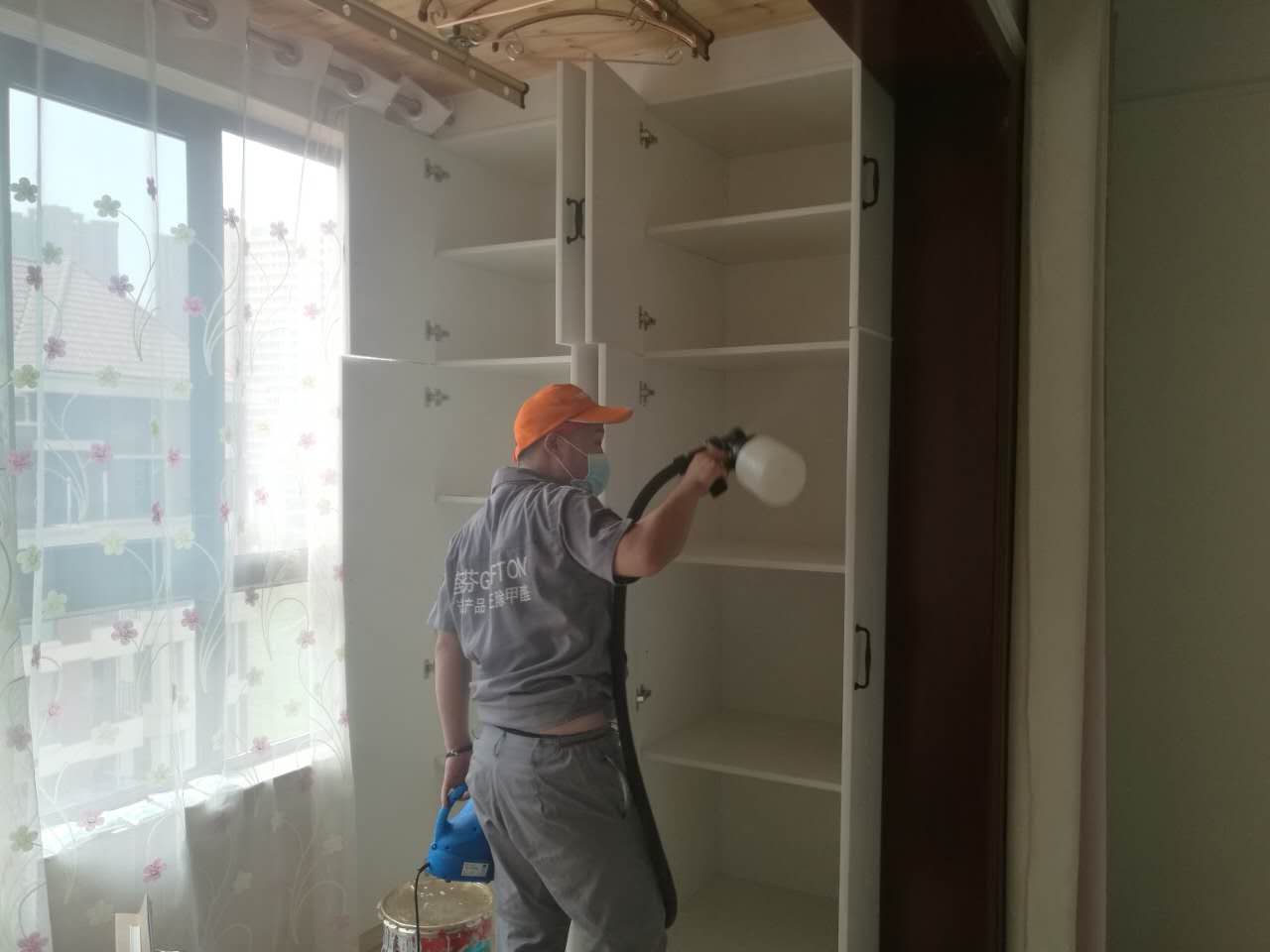衣柜喷涂全方位施工