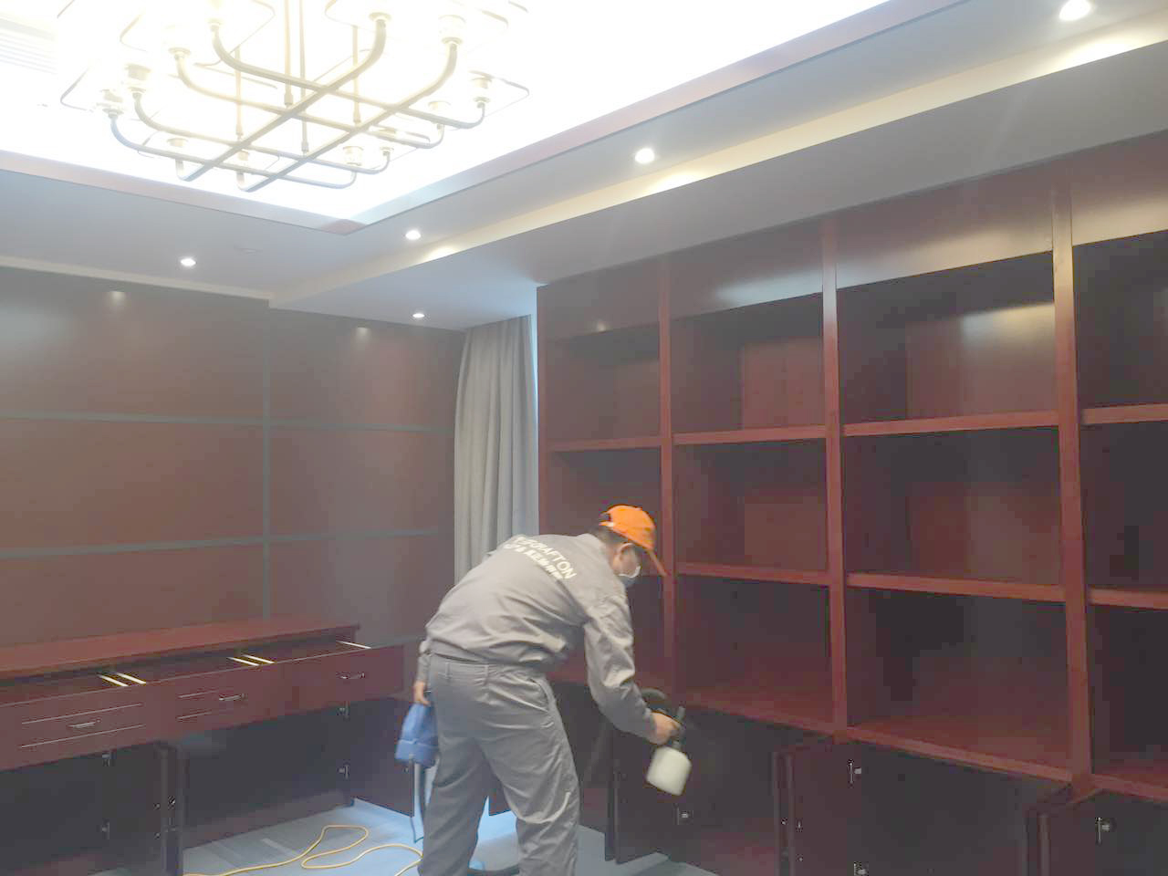 红木家具全方位喷涂施工