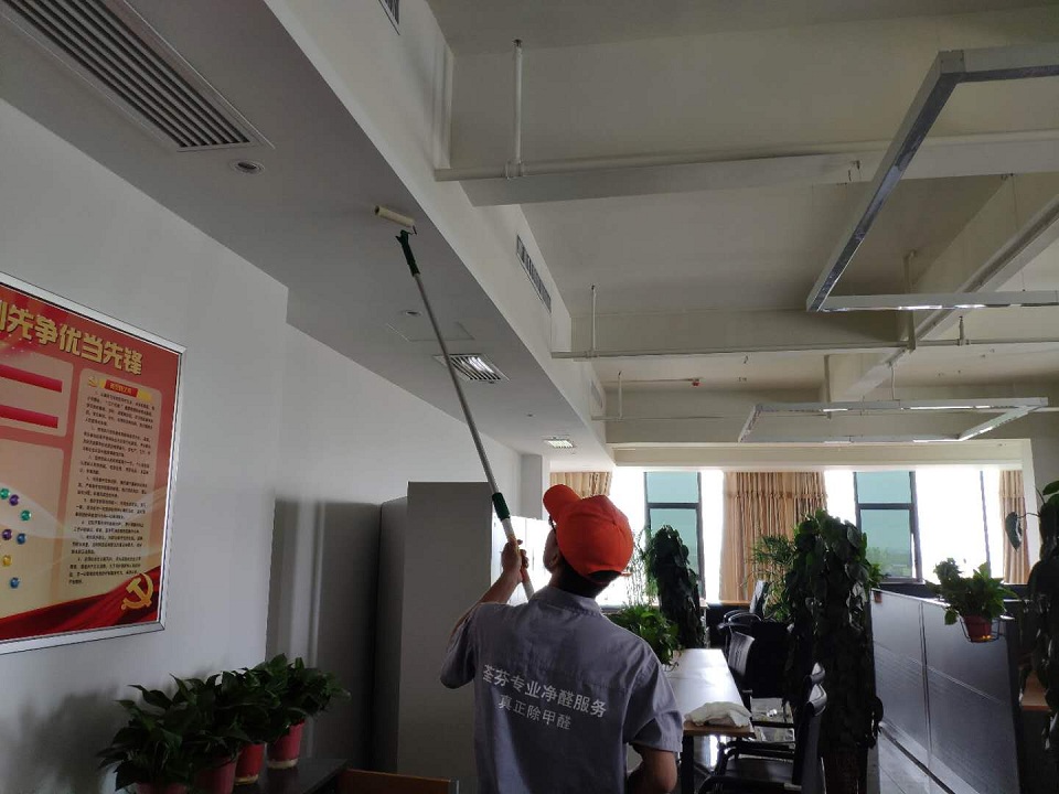 大厅顶面滚筒全方位施工治理