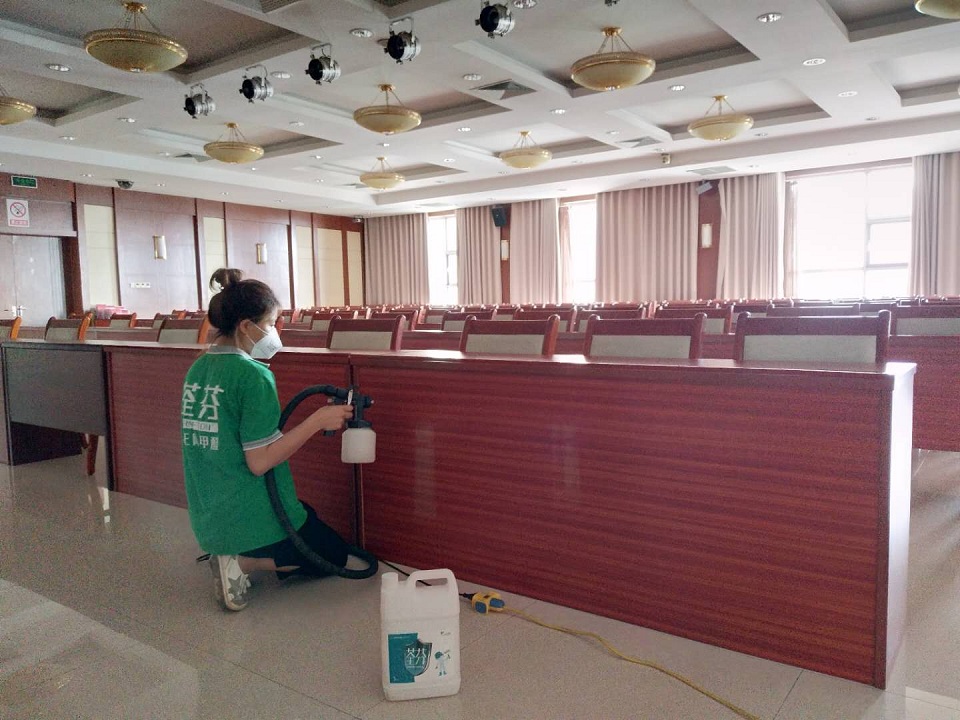 桌椅挡板全方位施工治理