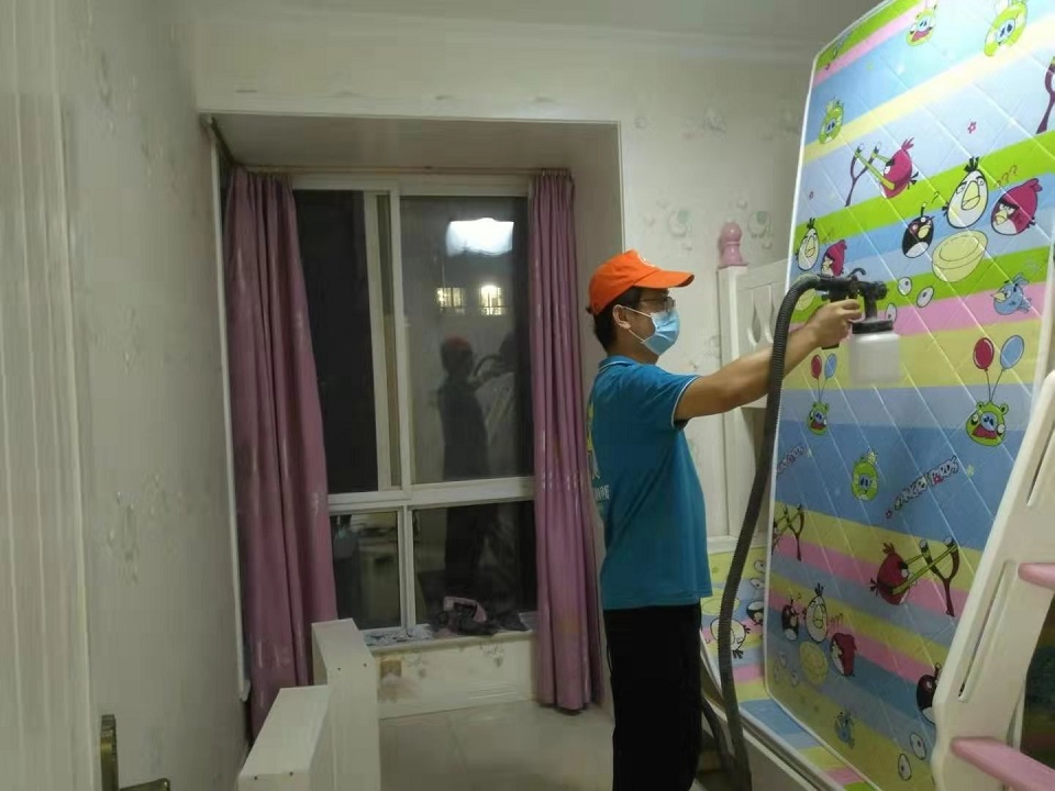卧室床垫全方位施工治理