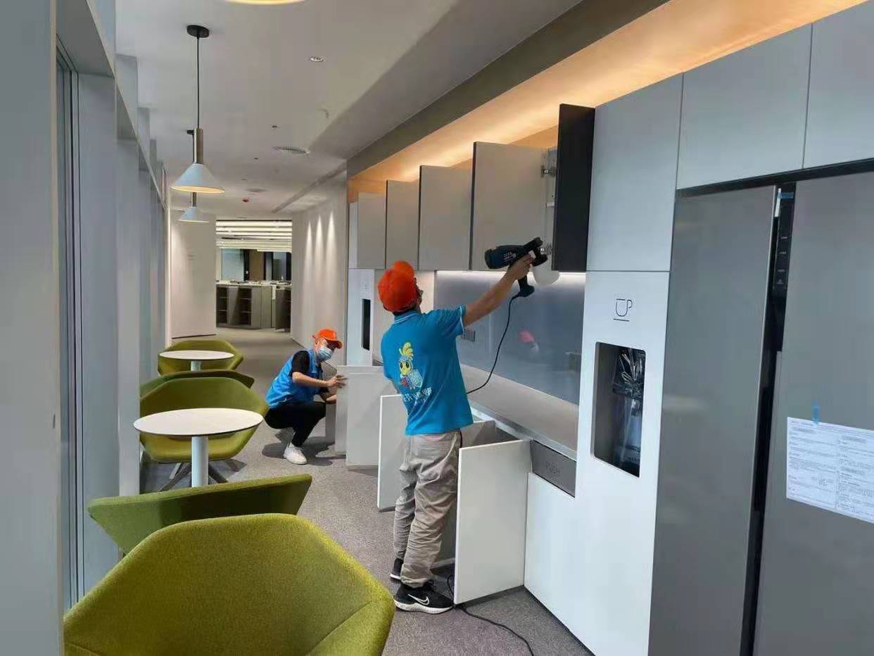 过道木质柜子喷涂治理甲醛