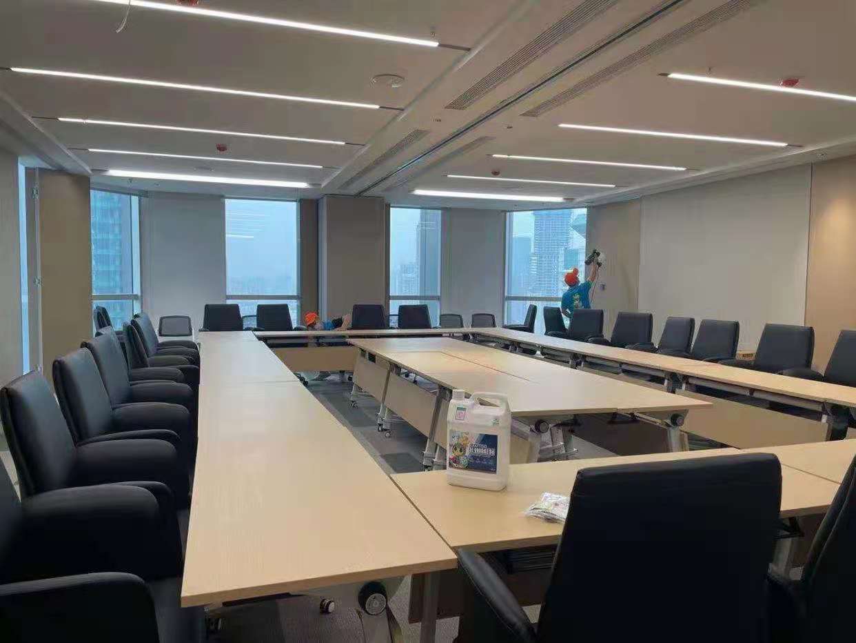 会议室墙面桌椅喷涂治理