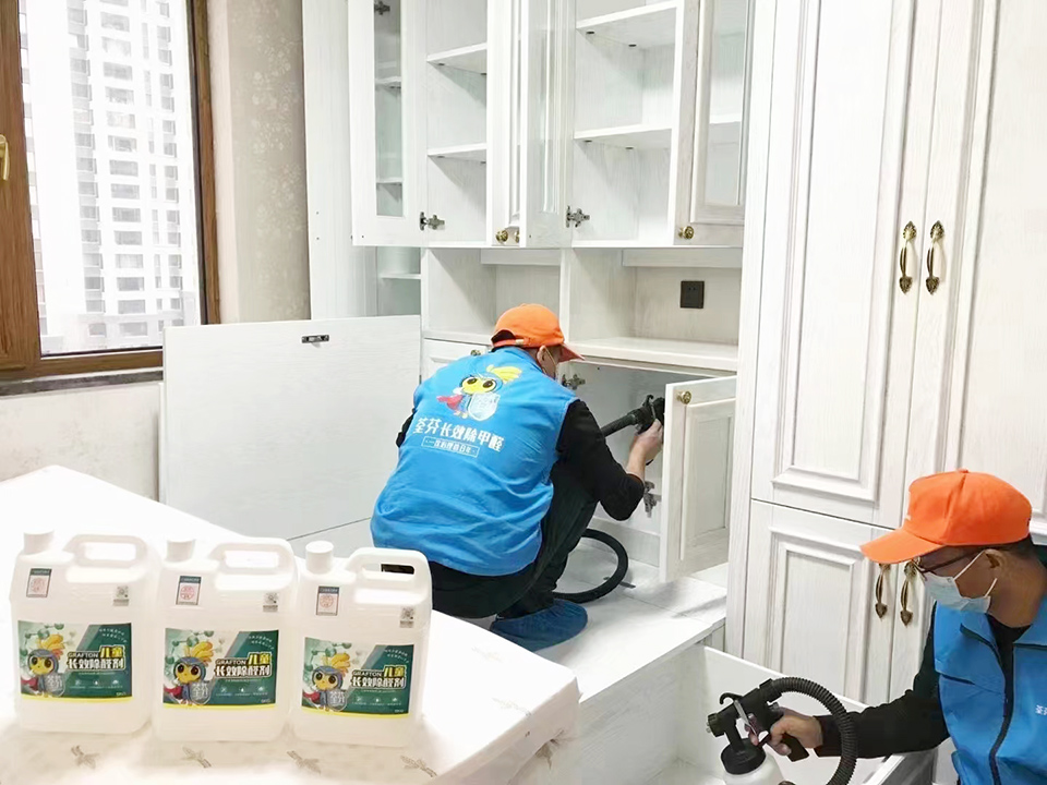 卧室衣柜精细化施工喷涂 卧室衣柜精细化施工喷涂