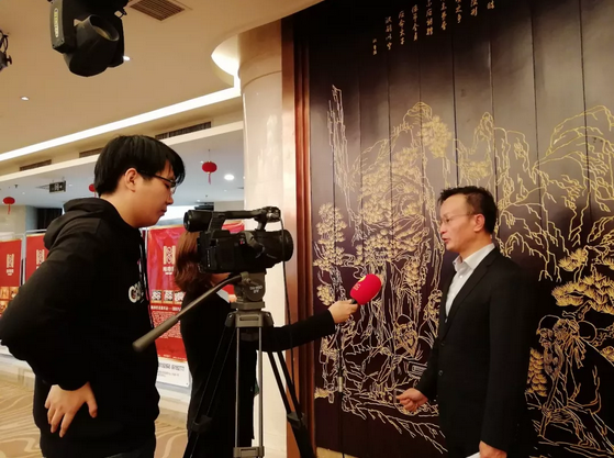 杜总接受陕西二套都市青春频道采访